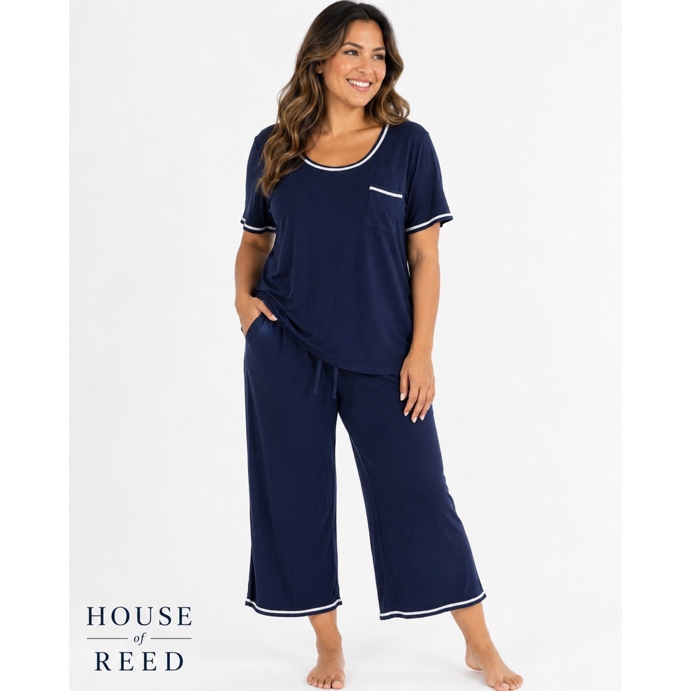 Secret Treasures Womens 2X Navy Blue White Trim Pajama Set Top & Crop Pants 2pc